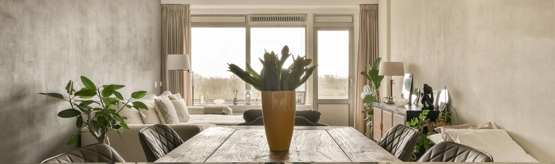 https://kontesa-real-estate.webc.space/files/images/1781688756-about-bg.jpg